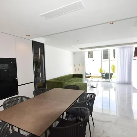 Book Jet - Paradise Dunes Villa With Private Pool